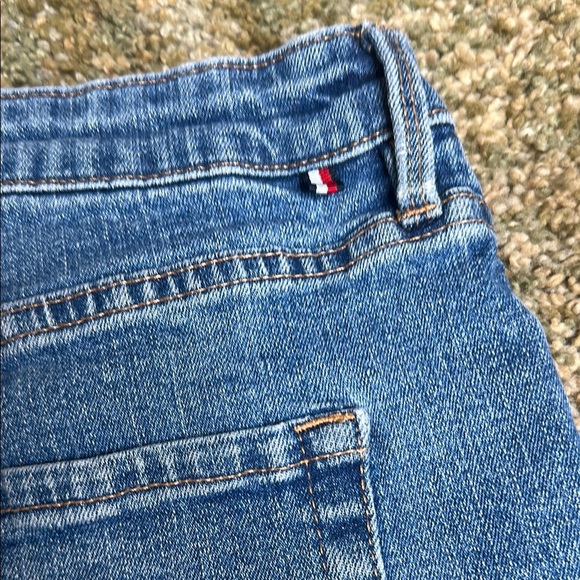 Tommy Hilfiger Women's Blue Denim Shorts Size 10 NWOT Rolled Cuff Summer Shorts - Picture 6 of 14